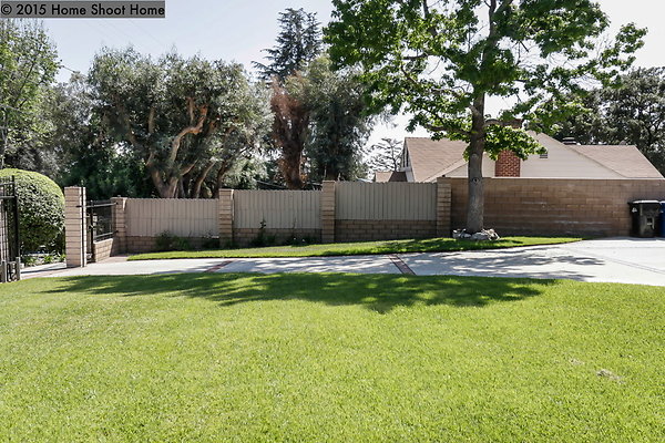 58front-lawn-reverse
