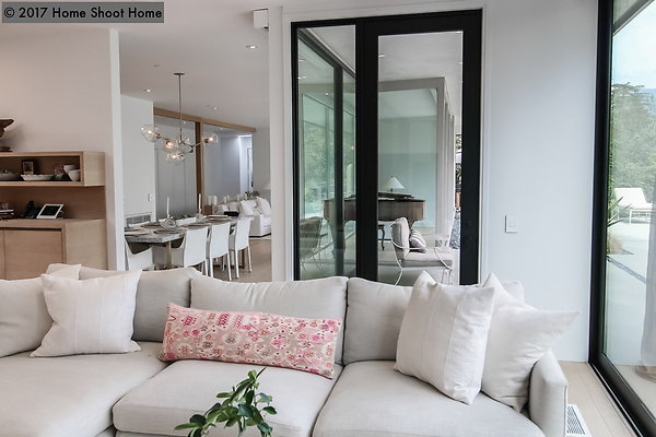 21family-room-reverse