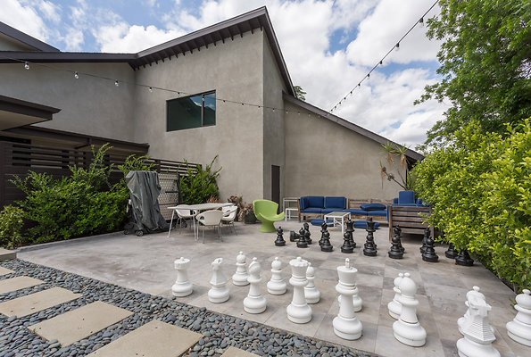 eastwestlocationsincIMG-11634