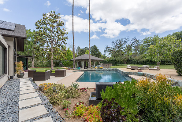 eastwestlocationsincIMG-10041