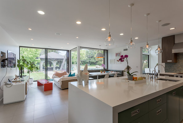 eastwestlocationsincIMG-04421