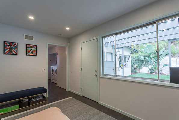 eastwestlocationsIMG-04337