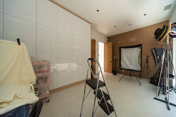 13828 studio 2