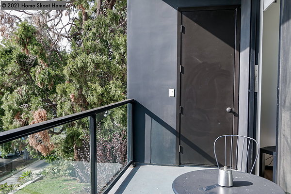 36front-balcony-reverse