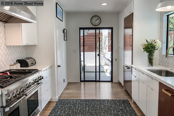 14kitchen-reverse