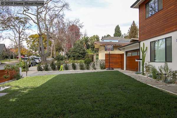 67front-lawn-side-view-reverse-3