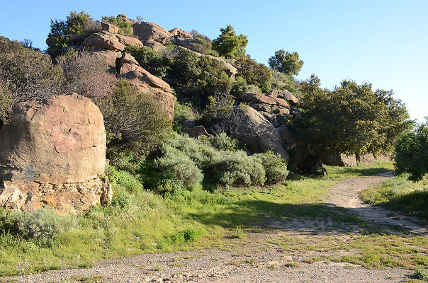 Upper Rocks - West Edge to View