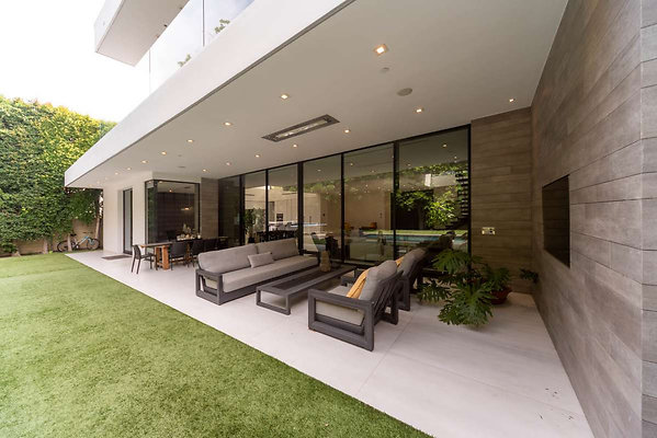 12762 patio 2