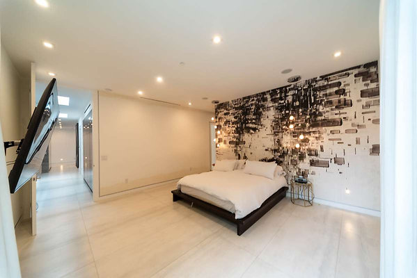 12762 bed 2