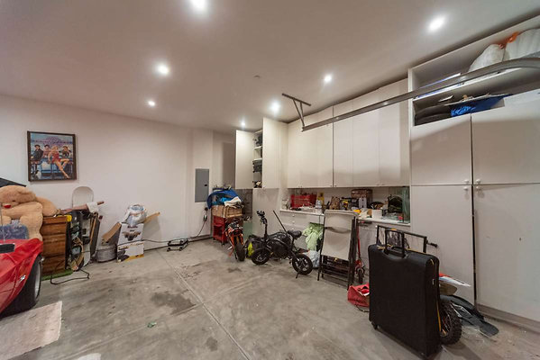 12762 garage 3