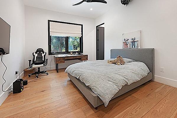 12057 bed 6