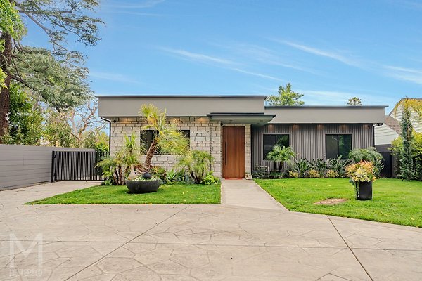 Meyler 3703 Van Nuys