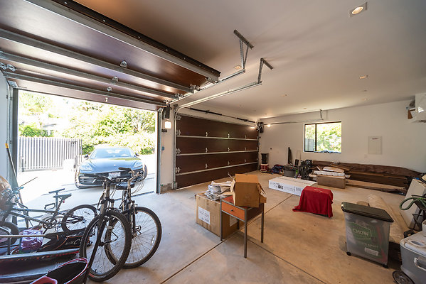 13828 garage 1
