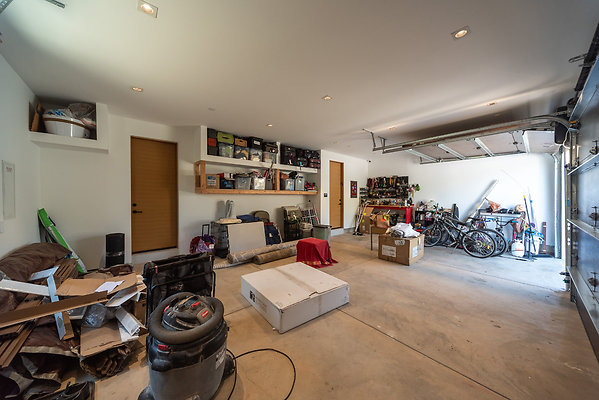 13828 garage 3