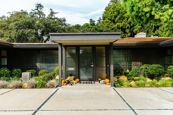 PL6716 Pasadena