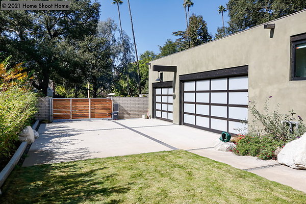 109garage-alt