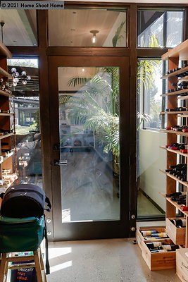 44wine-cellar-reverse