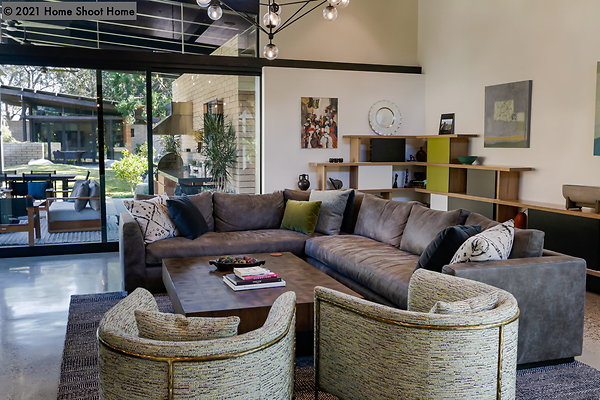 39family-room