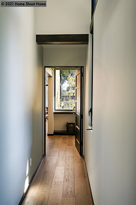 47master-suite-entrance-hall