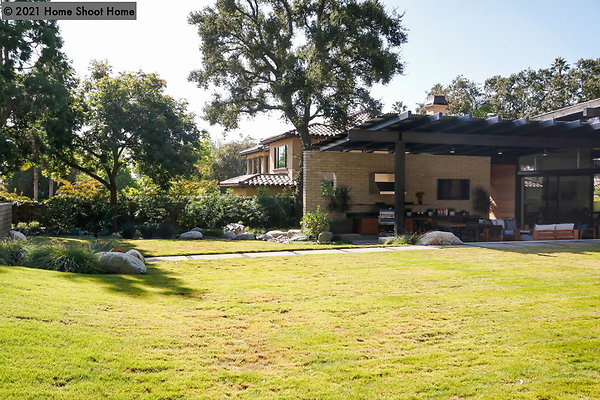 82backyard-side-view