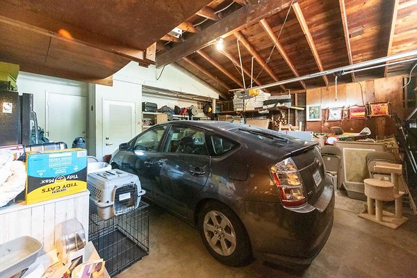 13960 garage 2